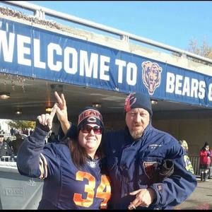 Meet your Posher, Hollie